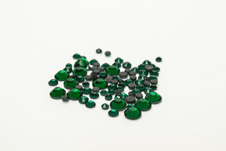 Premium DMC hotfix steentjes - Emerald (SS6 - SS30)
