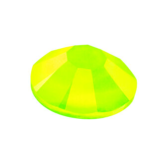 MC Chaton Rose MAXIMA - Crystal Neon Yellow NHF 00030 (SS10 - SS20) Glow in the Dark - UV