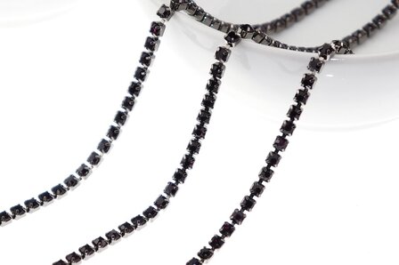 Strassketting Amethyst Black Cup - 2.8mm (SS10) 