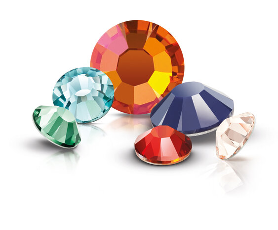 Preciosa Metal Banding met Chaton Rose MAXIMA - overige kleuren - 1 rij - per 10 meter (platte achterkant)