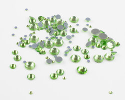 Superior Glamour hotfix steentjes - Peridot (Light) SS30