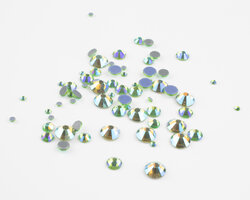 Superior Glamour hotfix steentjes - Peridot AB (Light) SS30