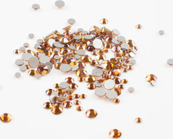 Superior Glamour non-hotfix steentjes - Light Peach AB (SS30) per 288 stuks (2 gross)